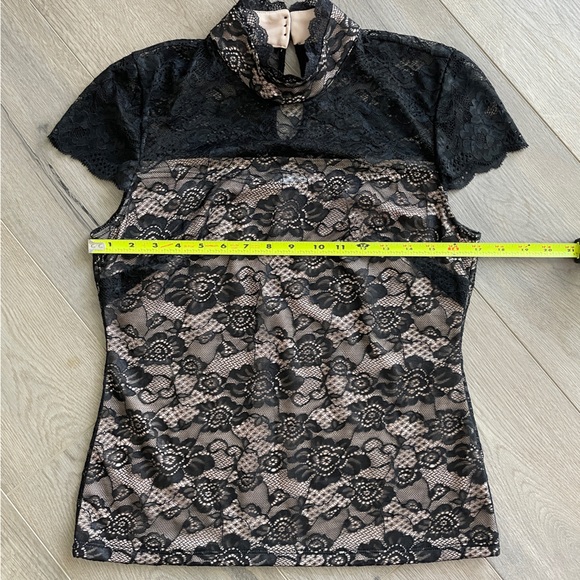 NEW YORK AND COMPANY - EUC black lace top size SMALL - Picture 11 of 13